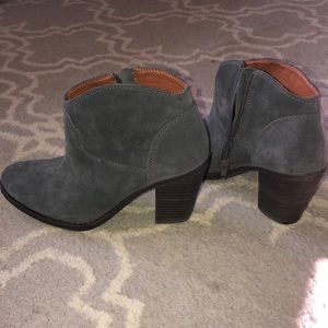 Lucky Brand ankle boots - size 8